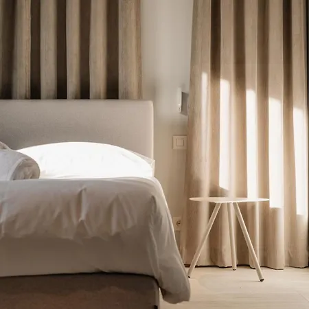 Coliving - Bord De Meuse - L'instant Hotel