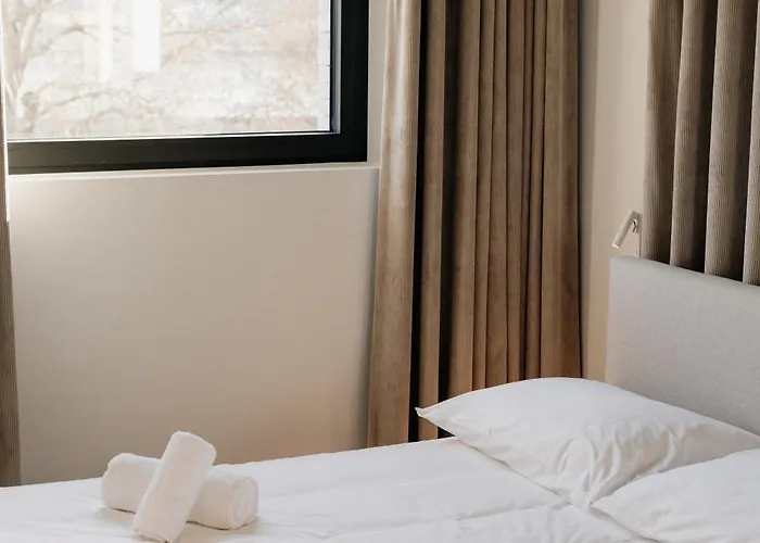 Hotel Coliving - Bord De Meuse - L'instant *